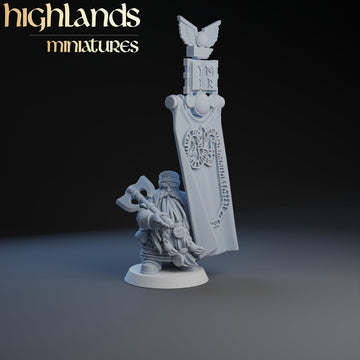 Dwarf Lord with Banner ‧ Highlands Miniatures ‧ 28/32mm